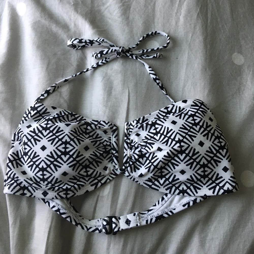 Old Navy Black and White Geometric Bandeau Bikini Top